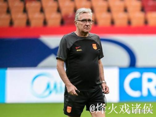 71岁前国足主帅伊万正式宣布退休 71岁前国足主帅伊万正式宣布退休