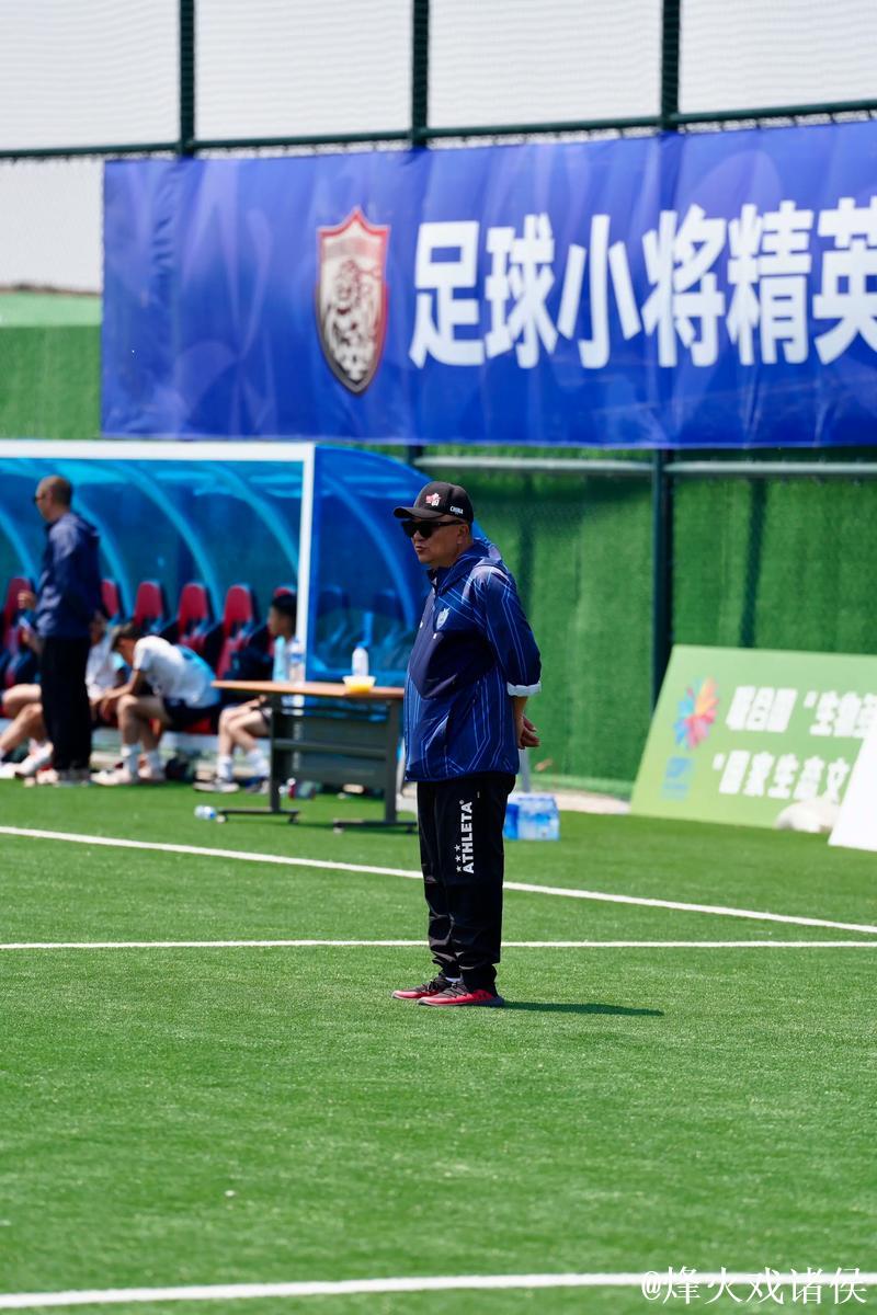 董路要组队打中冠？足球小将们的“回家路”真能走通吗