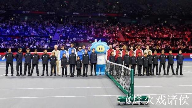 2025世界网球洲际对抗赛（WTCC）震撼开幕 欧洲队2-0世界队