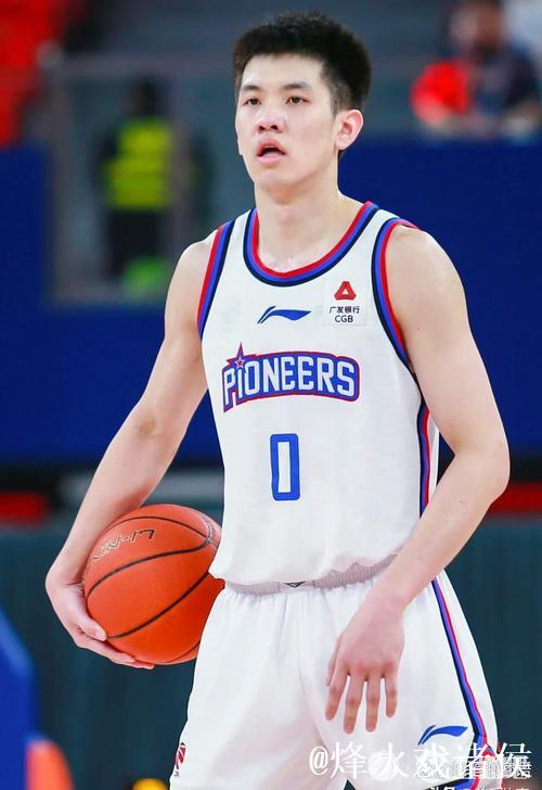 詹姆斯爆砍33+27林庭谦23分 天津力克福建